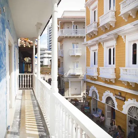 Hostal Casa Roman *