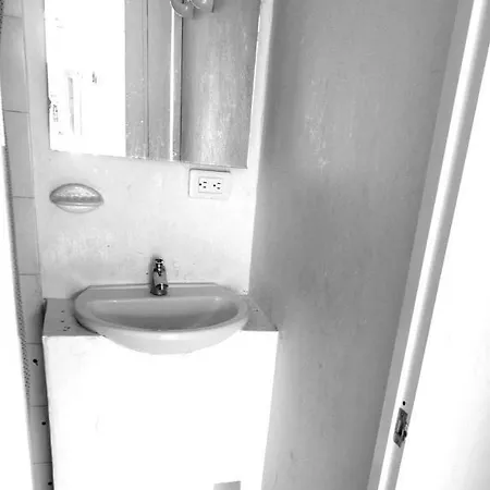 Hostal Casa Roman *